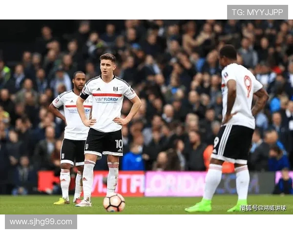 阿扎尔近期状态回暖表现解析